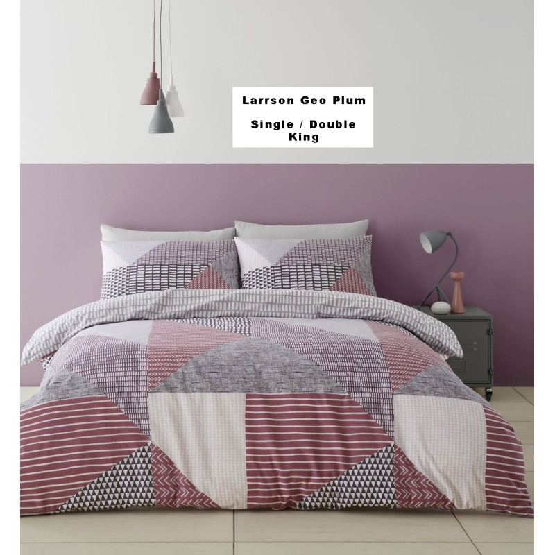 Larrson Geo Plum Bedding Set